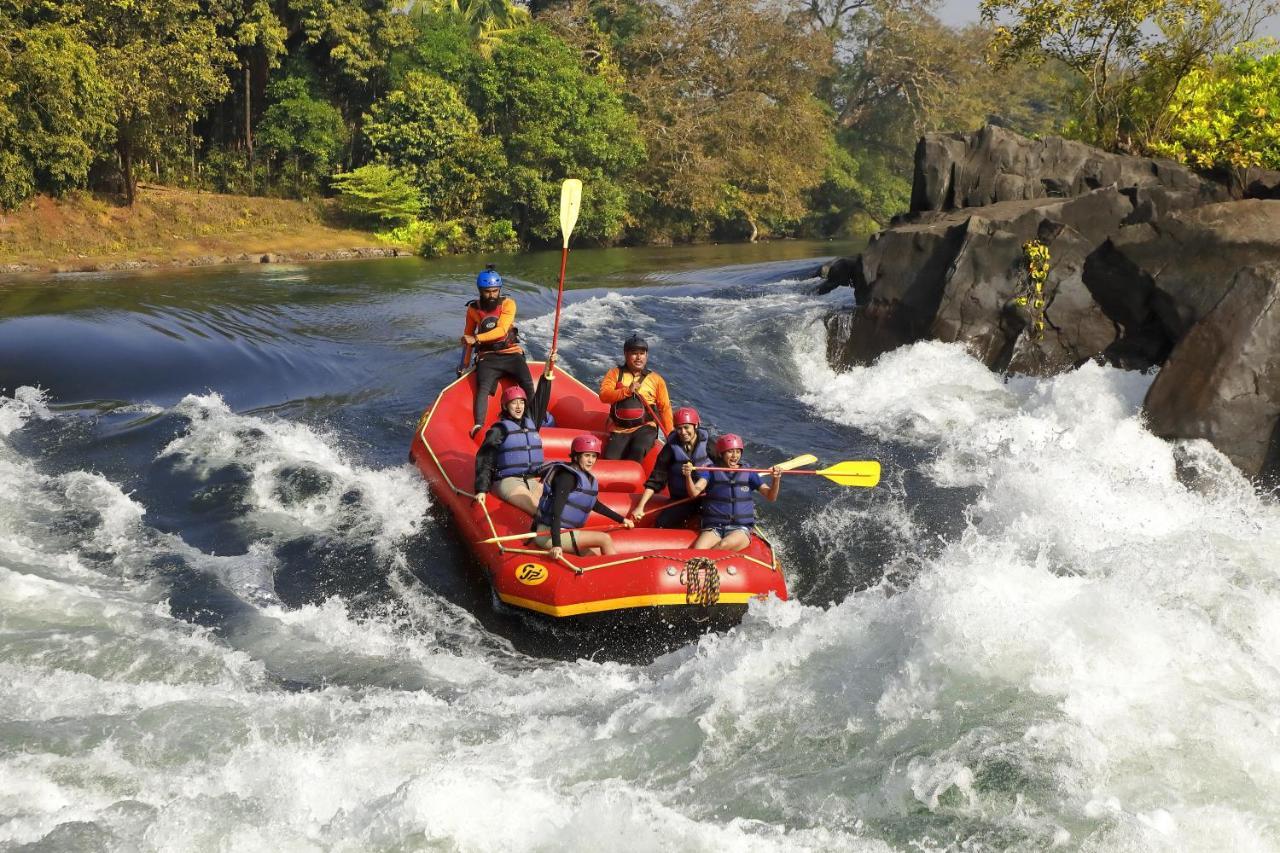 Whistling Woodzs Resort Dandeli Luaran gambar