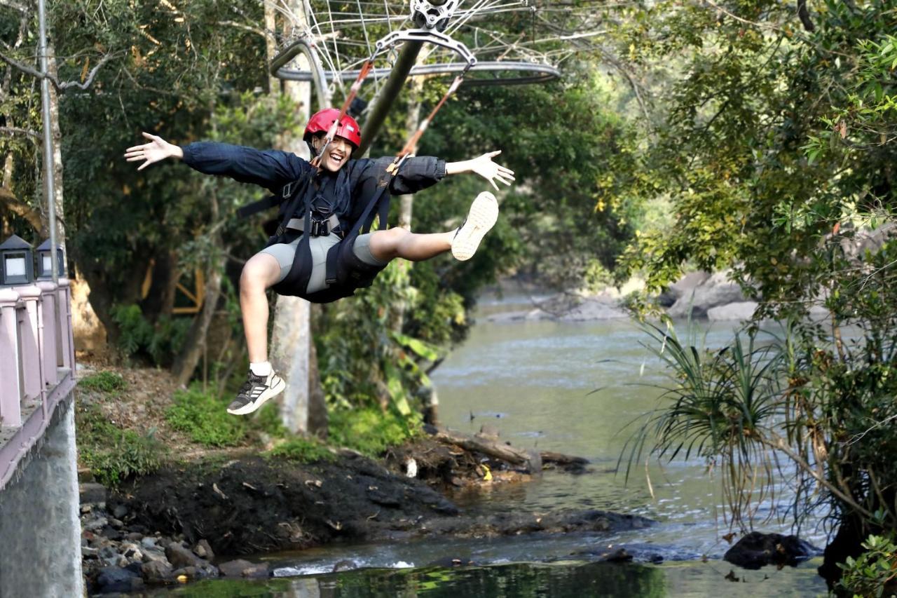 Whistling Woodzs Resort Dandeli Luaran gambar